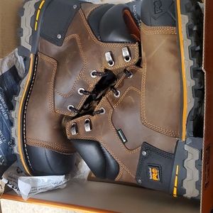 Never been worn Timberland pro boondock 6"waterproof compsite safety toe